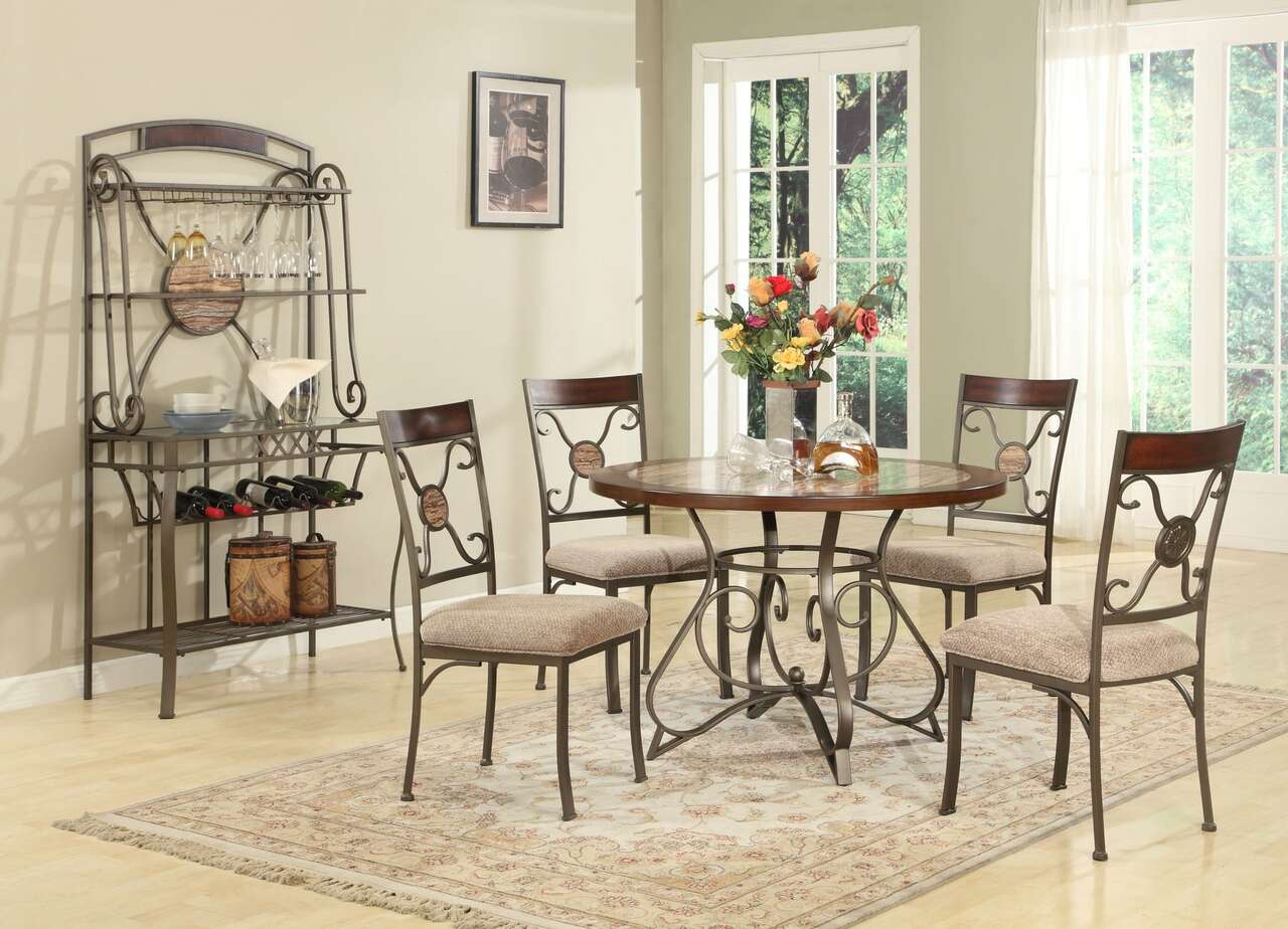 067 Dinette Table and 4 Side Chairs $548.99